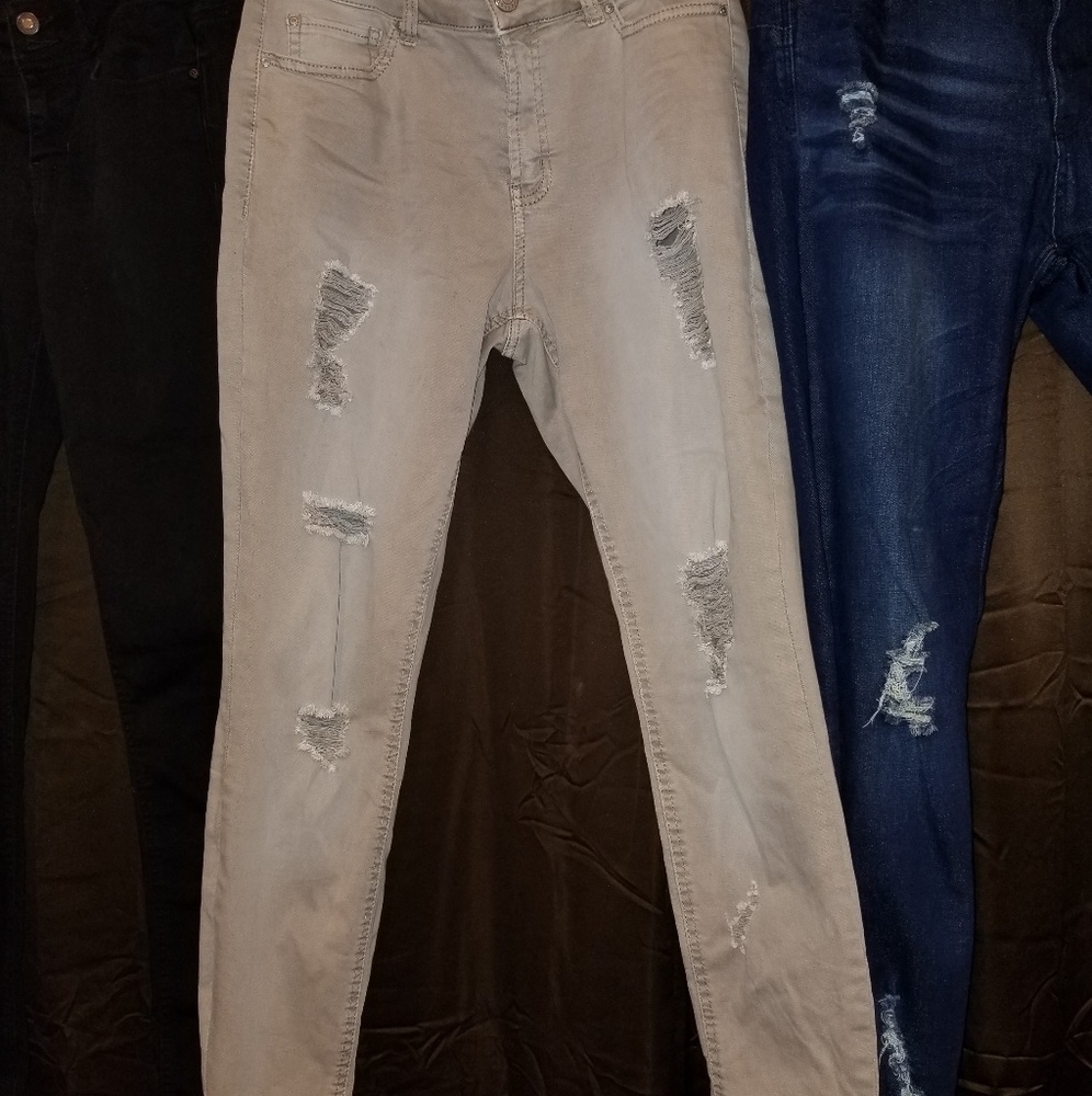 Grey/tan destroyed boyfriend jeans
